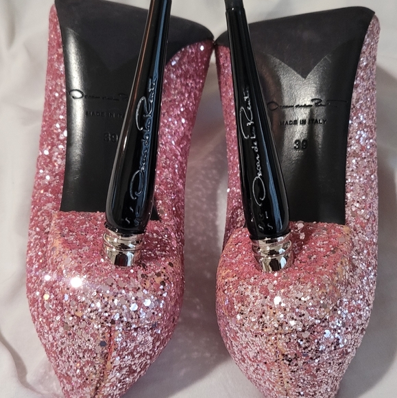 Beautiful sequin pink oscar de la renta heels - Picture 5 of 6